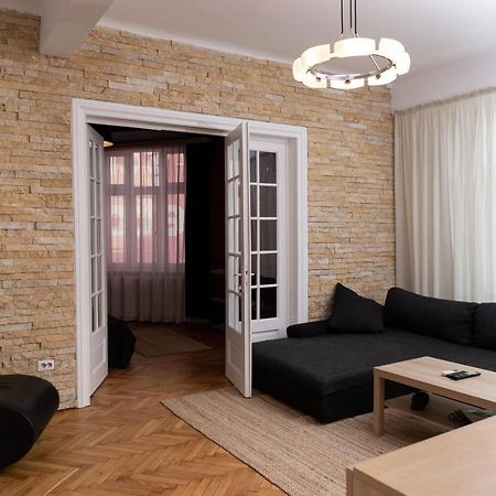 Color Aparments Coposu Blv Apartment Bukares Bagian luar foto