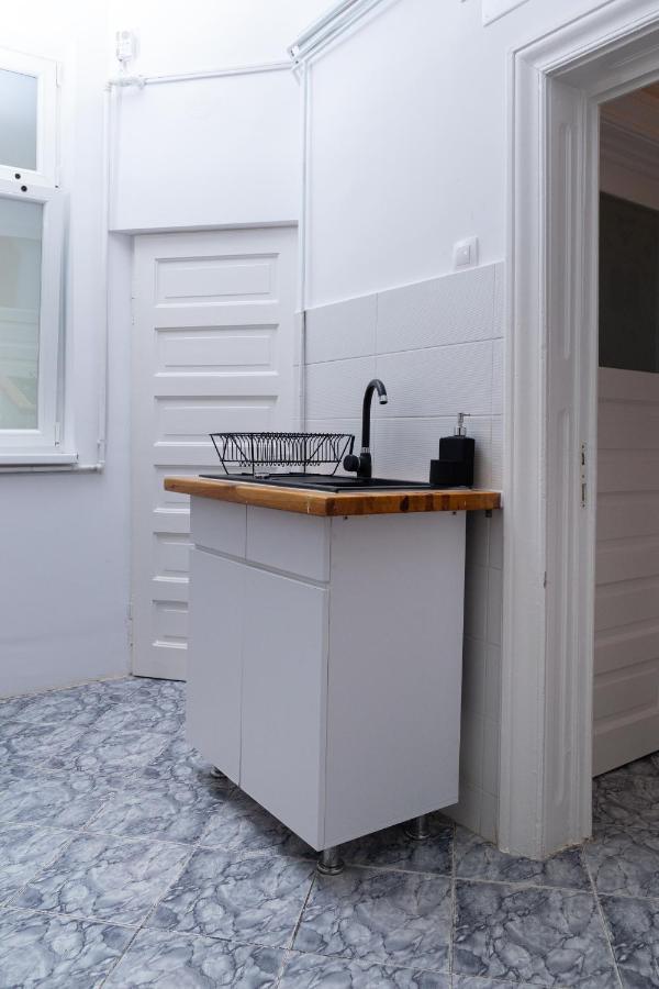 Color Aparments Coposu Blv Apartment Bukares Bagian luar foto