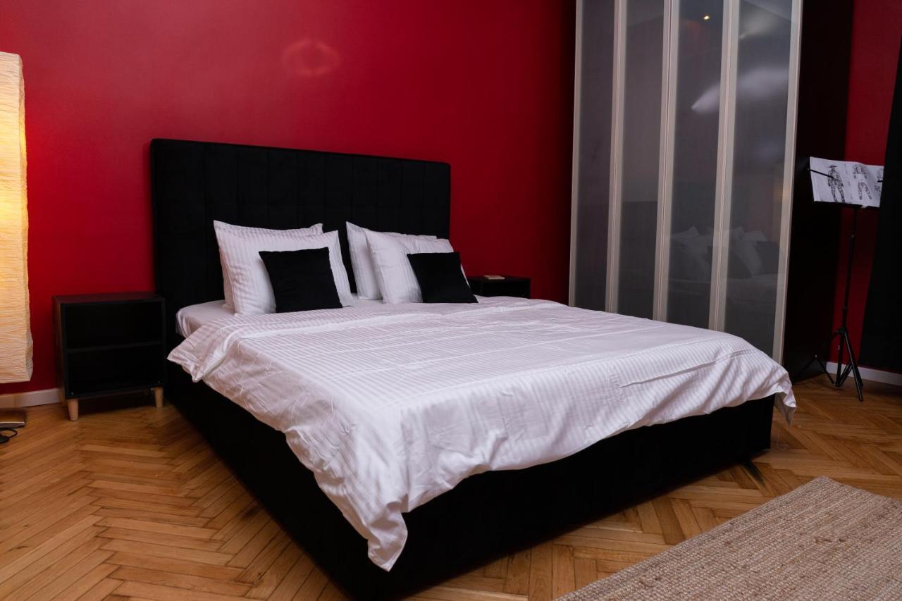 Color Aparments Coposu Blv Apartment Bukares Bagian luar foto